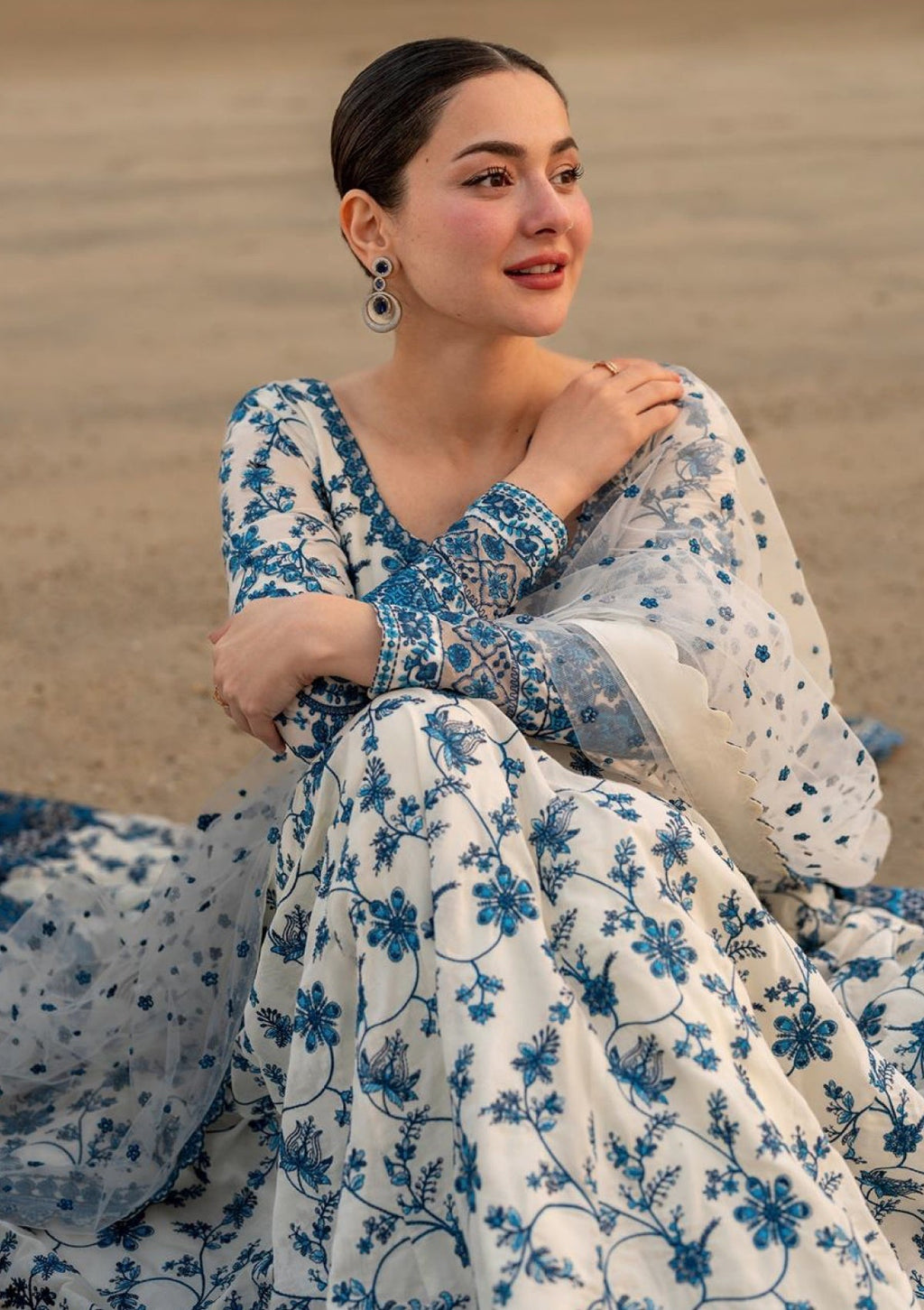 FAIZA SAQLAIN | AYA LUXURY 26 | UNSTITCHED 3-PIECE LAWN SUIT