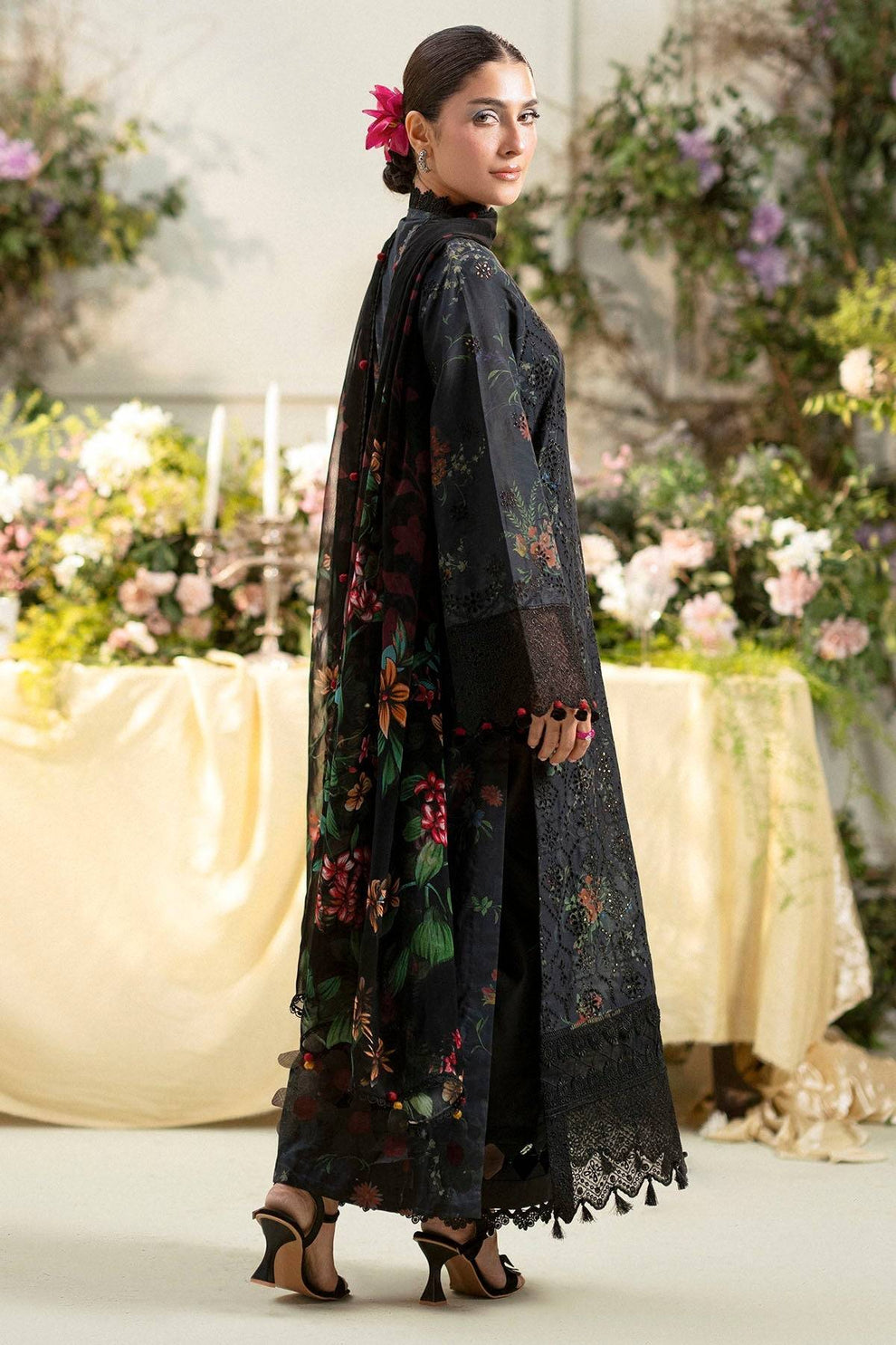 Motif Luxury Lawn Unstitched 3PC Suit