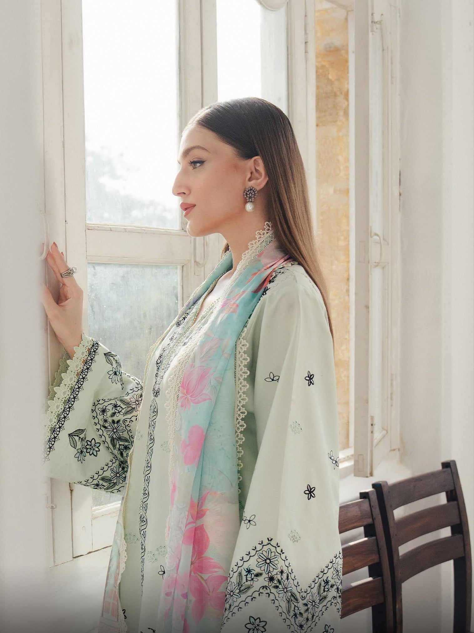 Afrozeh Daybreak Embroidered Lawn Unstitched 3 Piece Suit