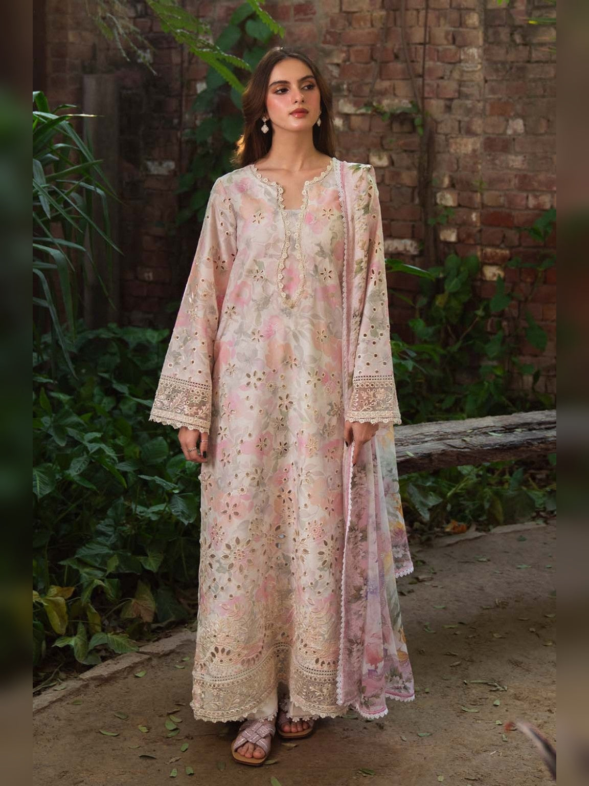 Neeshay Replica Printed Chicken Kari Lawn 3PC